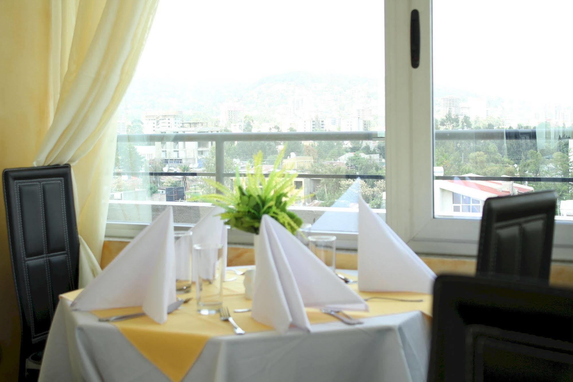 Oasis Hotel Apartment Addis Ababa Exterior photo